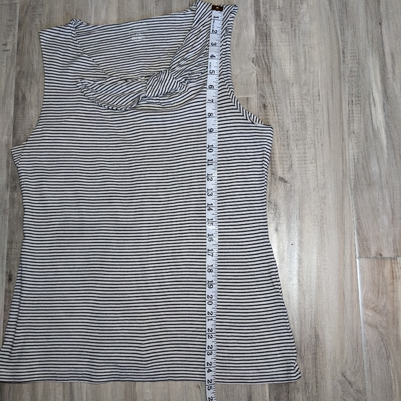 Banana Republic Striped Tank with Bow black and white size medium - Picture 2 of 7